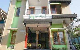 RedDoorz near Kemang Square